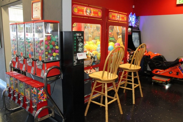 Pizza Plus in Escalon has arcade games